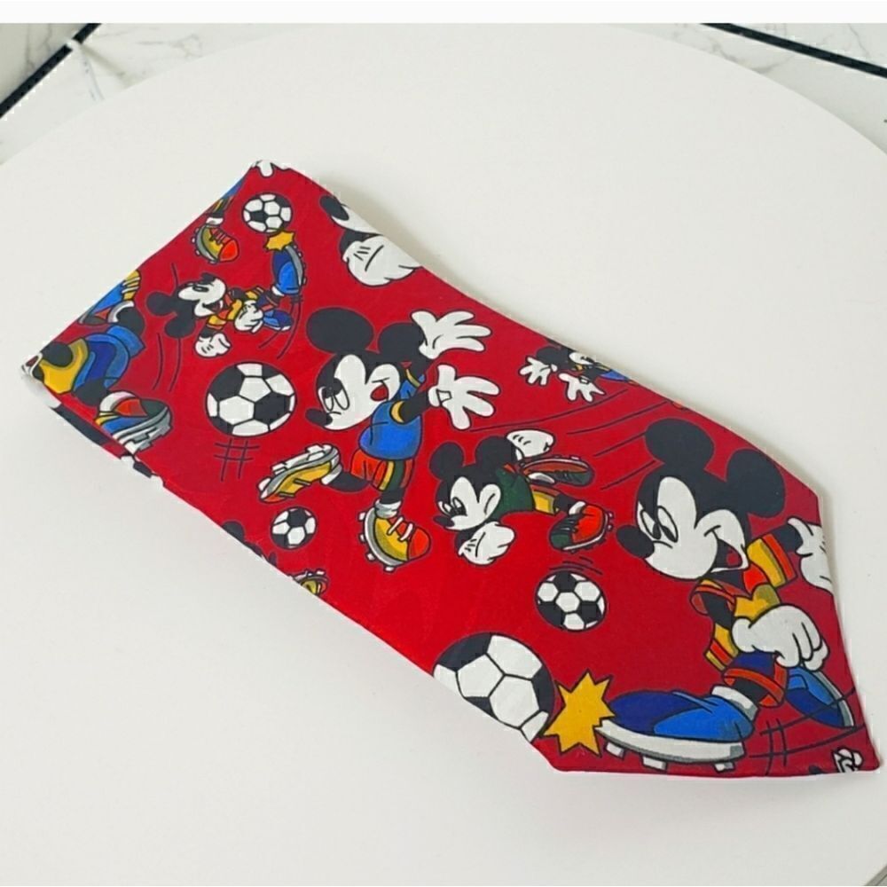 DISNEY MICKEY MOUSE Balance Inc. SOCCER Neck Tie